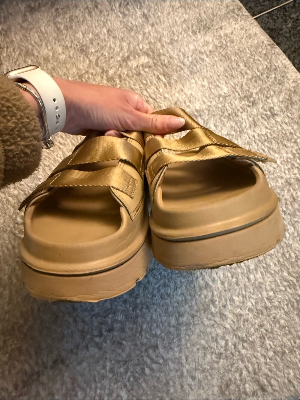 UGG GoldenGlow Slides in Chestnut - Picture 3 of 5
